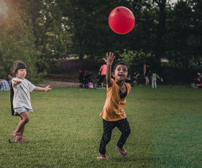 Children in Singapore (Photo by Alaric Sim on Unsplash)