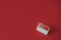 Pin of Singapore flag